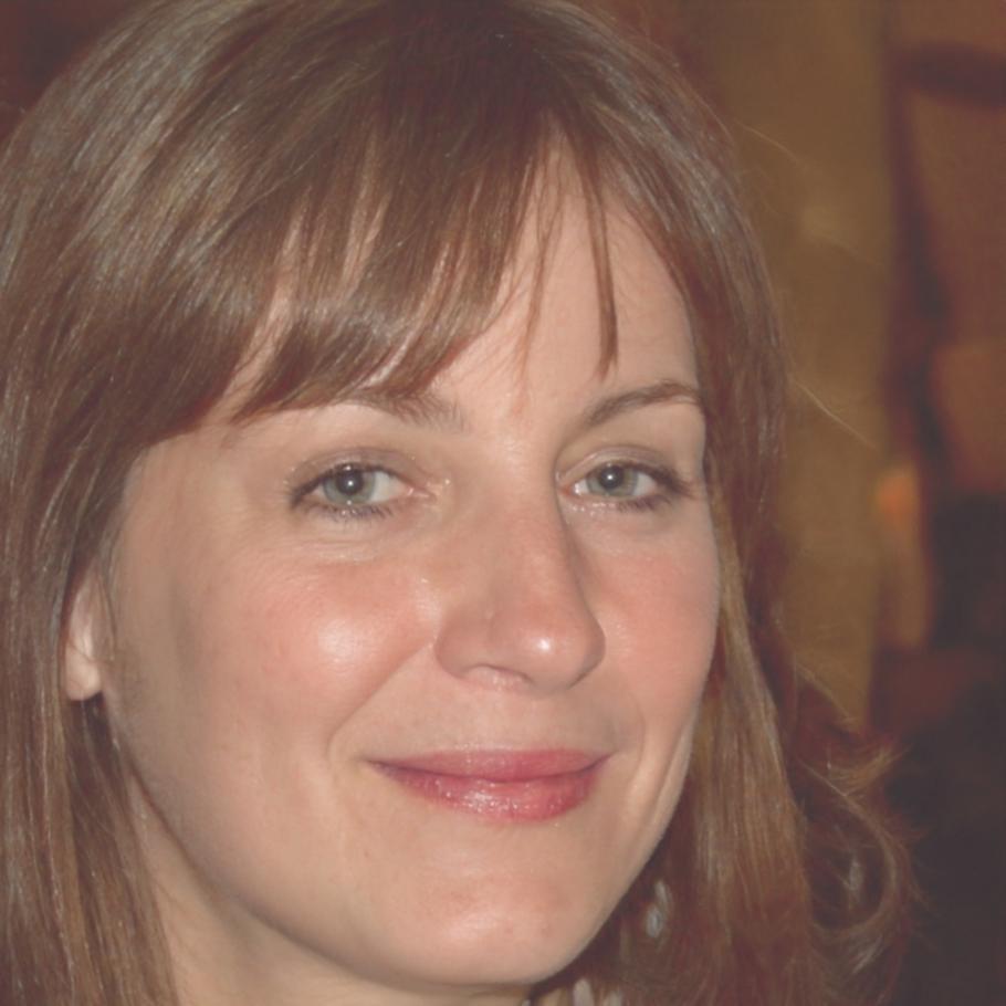 Portrait de Marie Dubois, experte en stratégies financières